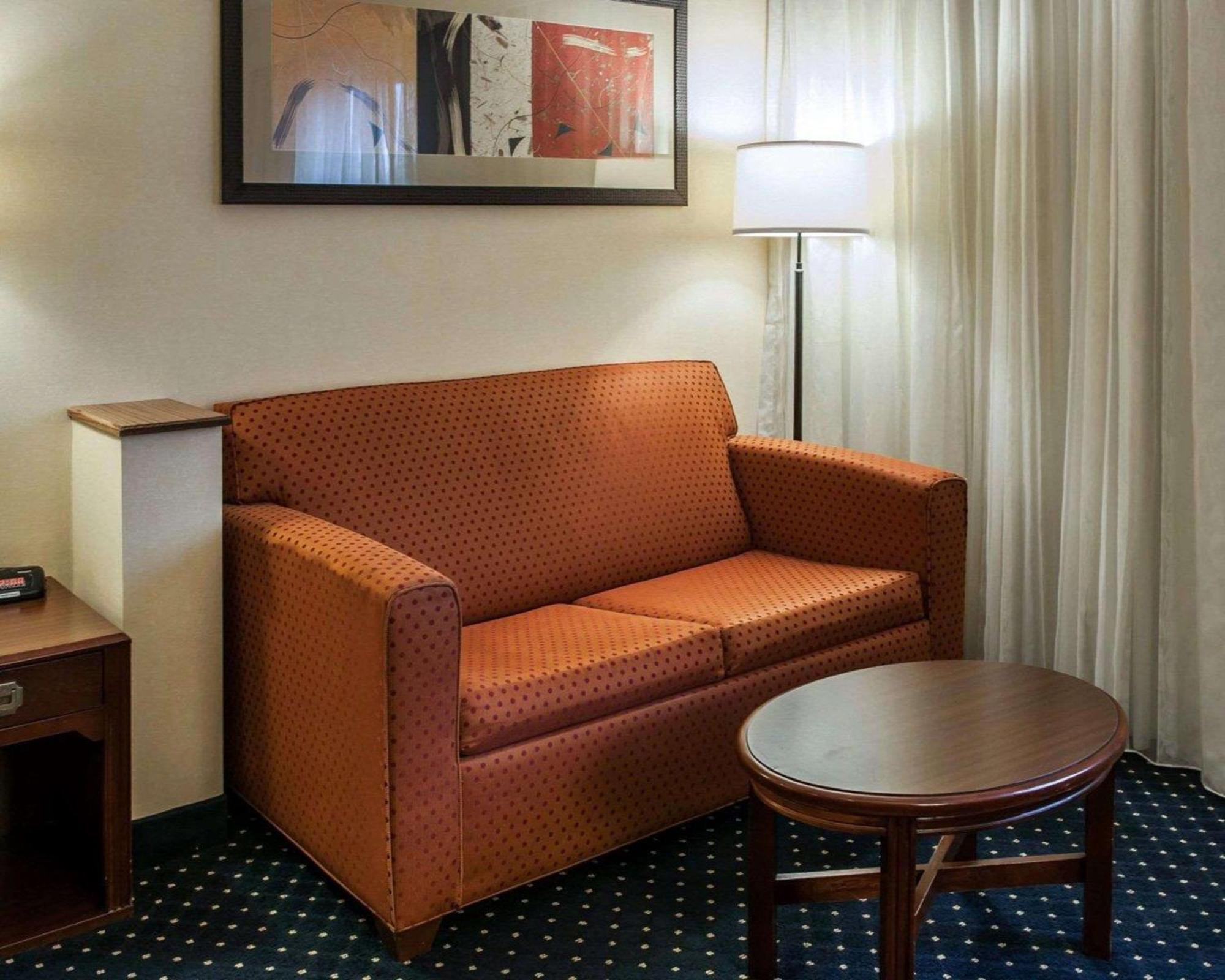 Quality Inn & Suites Goshen Extérieur photo