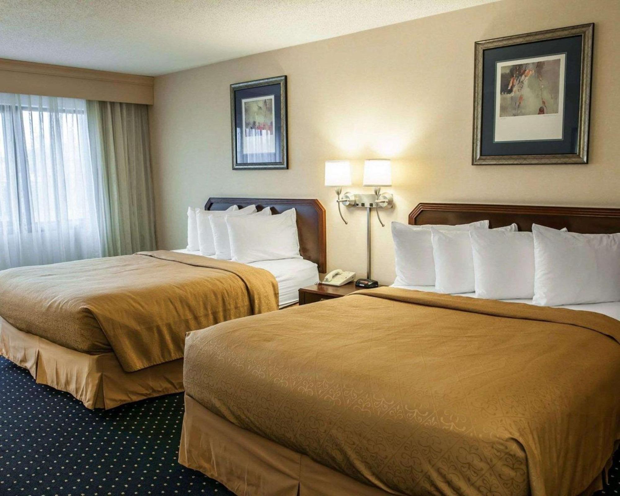 Quality Inn & Suites Goshen Extérieur photo