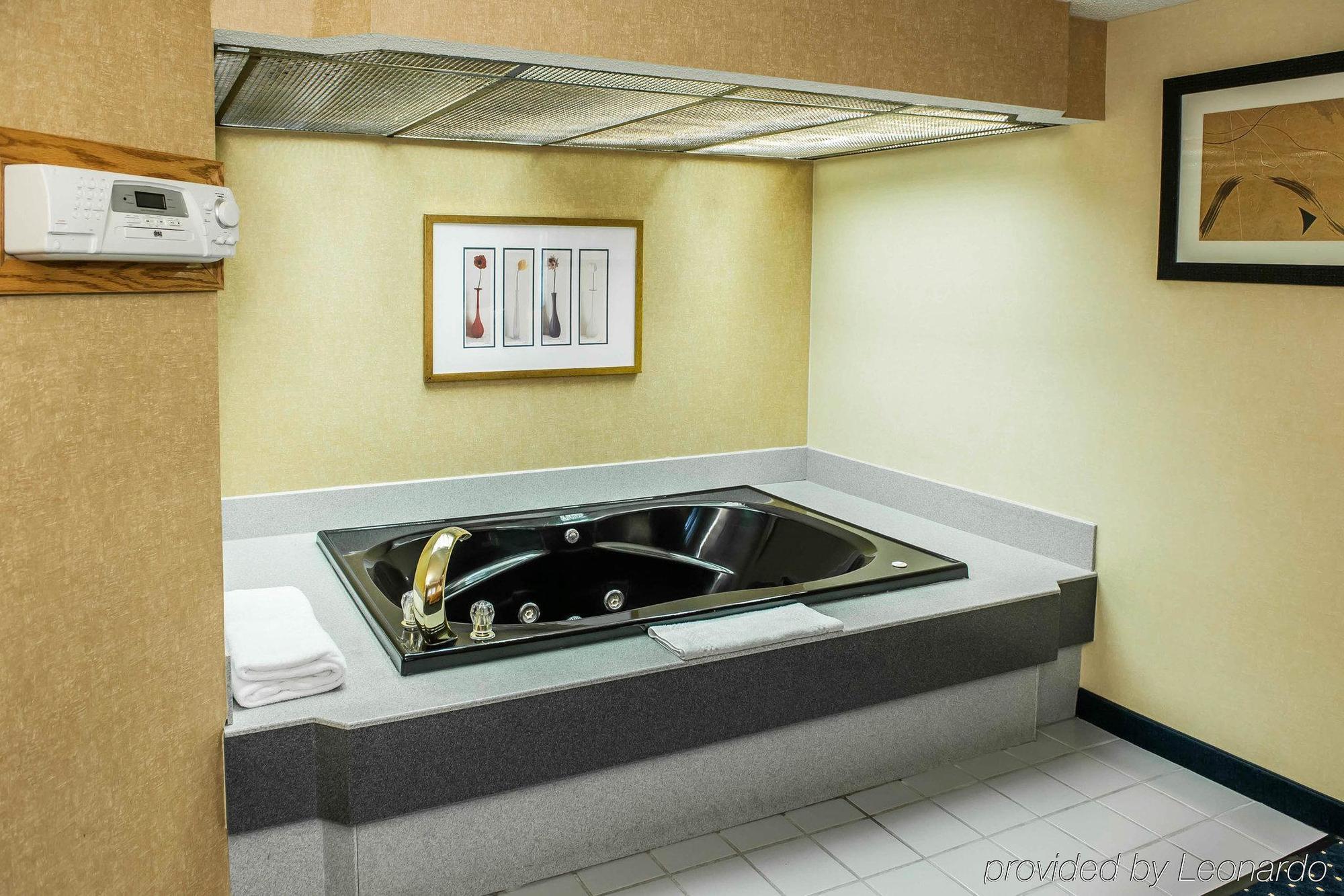 Quality Inn & Suites Goshen Extérieur photo